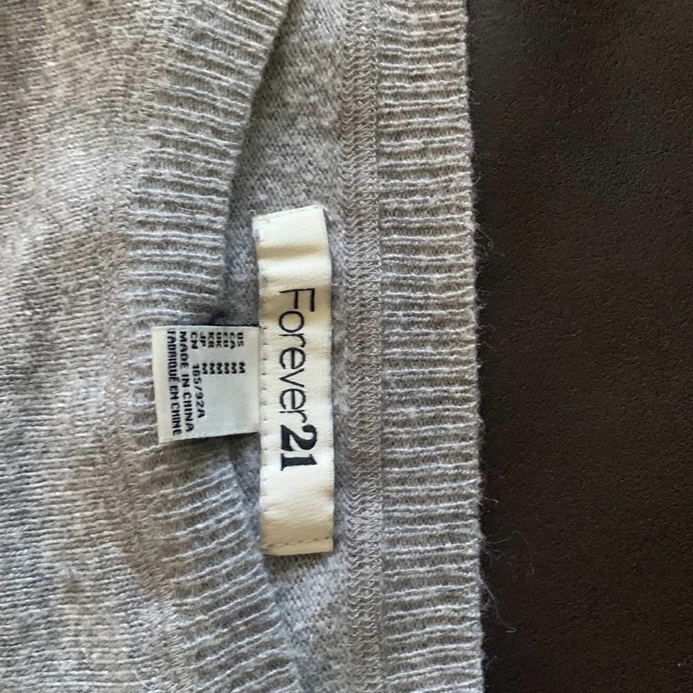 secondhand - Picture 2 of 3